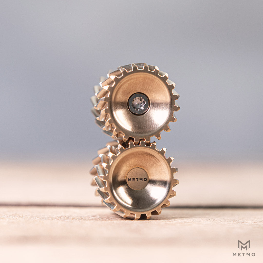 MetMo Helico Fidget toy held in a hand