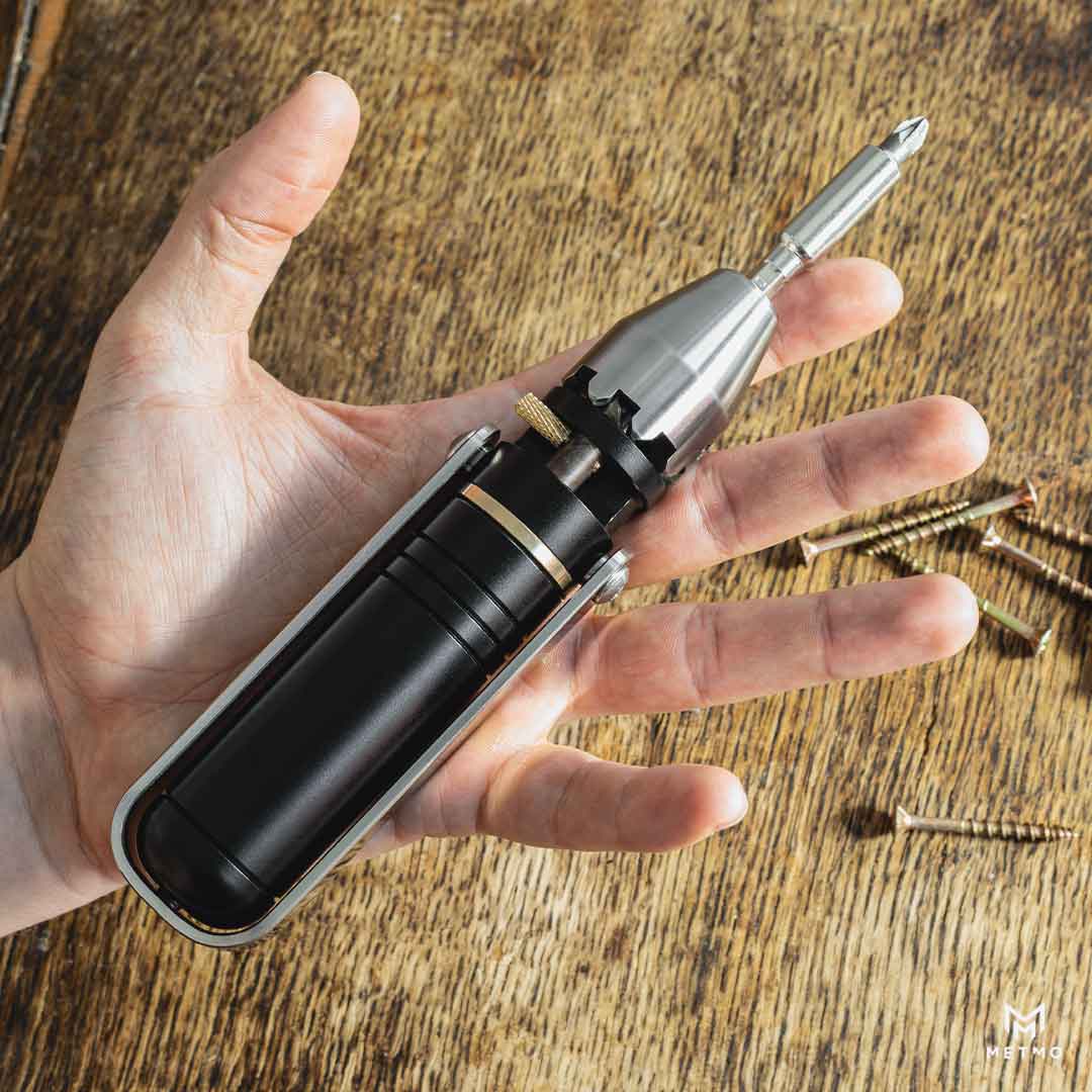 MetMo Driver in the palm of a hand.