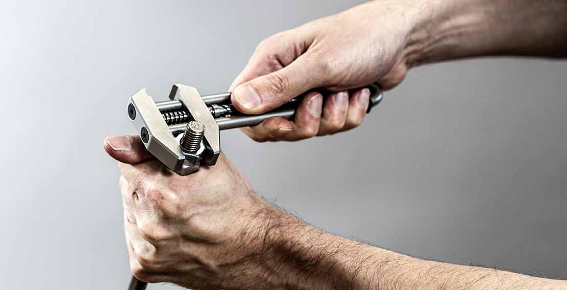 Load video: MetMo Grip, Being Used on nuts pipes and bikes
