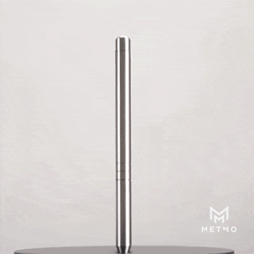 Three MetMo Multi Drives in different colour combinations standing upright on a spinning platform.