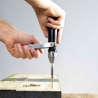MetMo Driver putting torque into a screw.