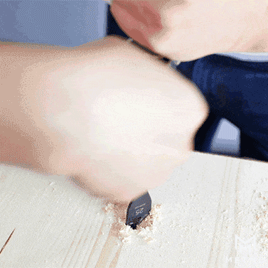 A looping GIF of the MetMo driver being rotated, emphasising the precision and mechanical engagement of its moving parts.