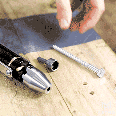 A GIF showing the MetMo driver in motion, with its unique mechanical operation being demonstrated through smooth rotations.