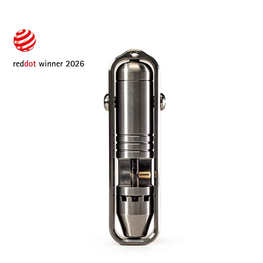 titanium Pocket Driver with Red Dot winner 2026 badge