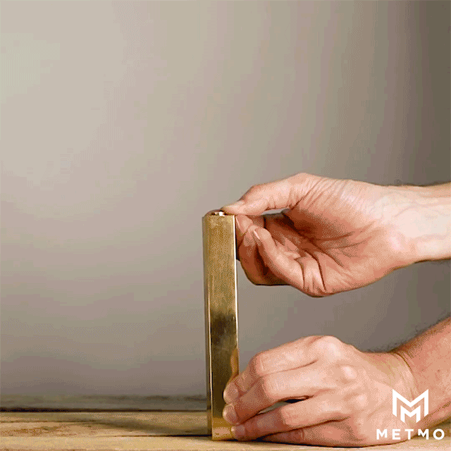 Animated gif showing MetMo tool's dangerous yet thrilling capabilities.