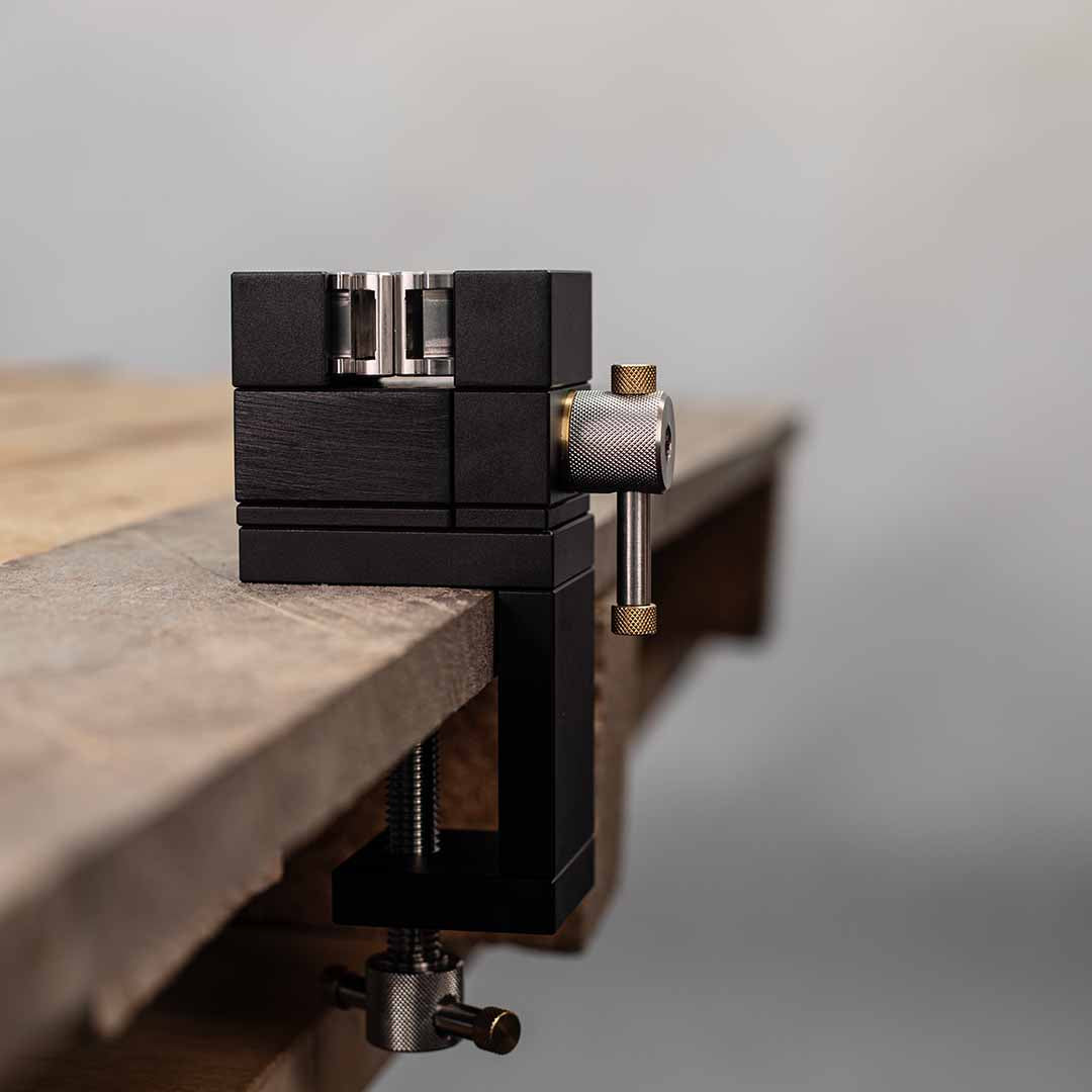 Desktop Ball Mount For MetMo Fractal Vise