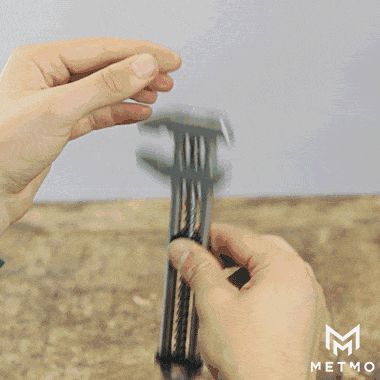 Dropping the MetMo Grip to open the jaws. 
