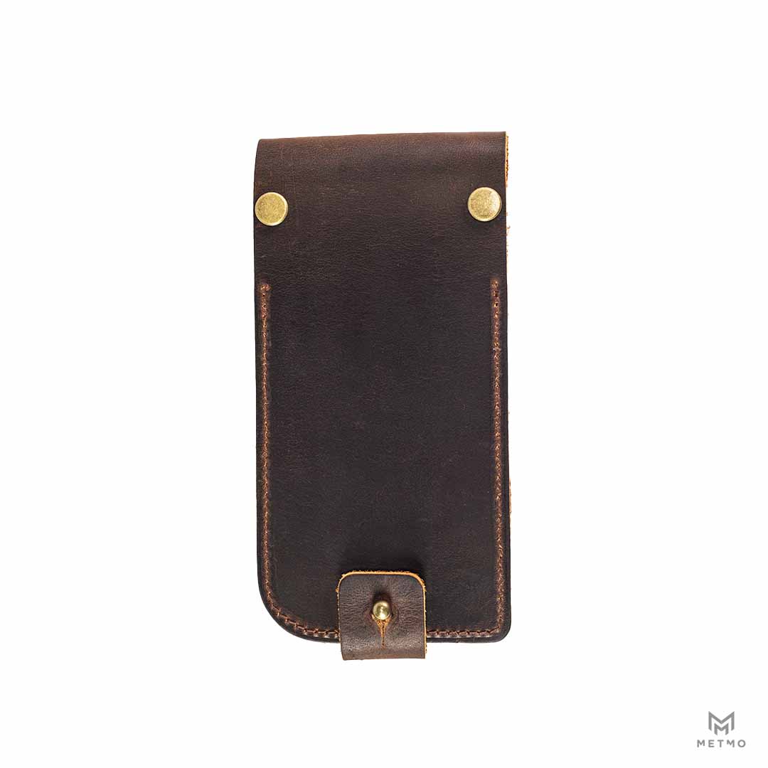 MetMo Multi Drive Leather Case closed and latched.