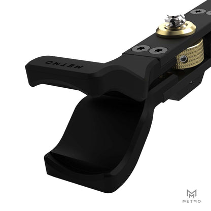 Close-up of a black METMO mounting clamp.