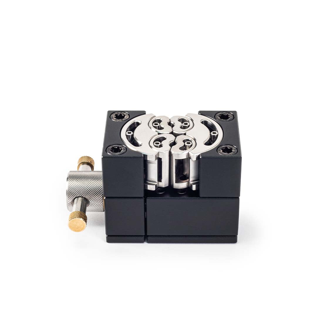 MetMo Fractal Vise in black aluminium closed side view  