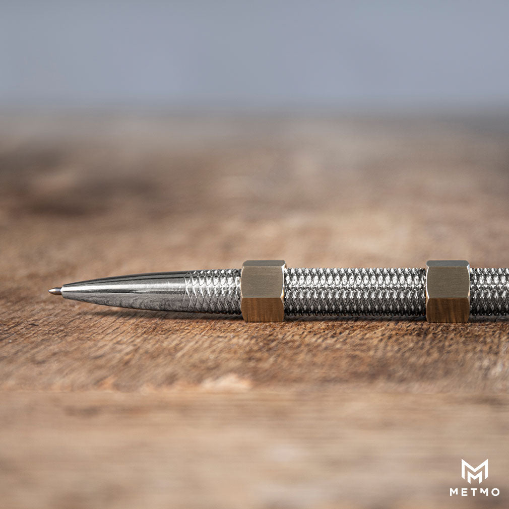 Close up of the MetMo aluminium Pen 