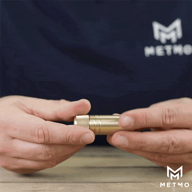 Fidgeting with MetMo Piston