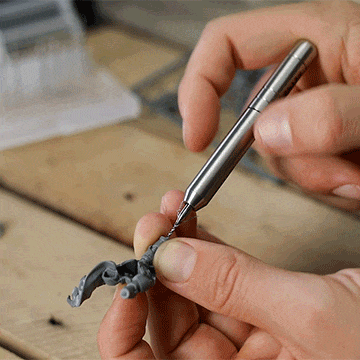 Using Tungsten carbide drill bit to drill plastic model