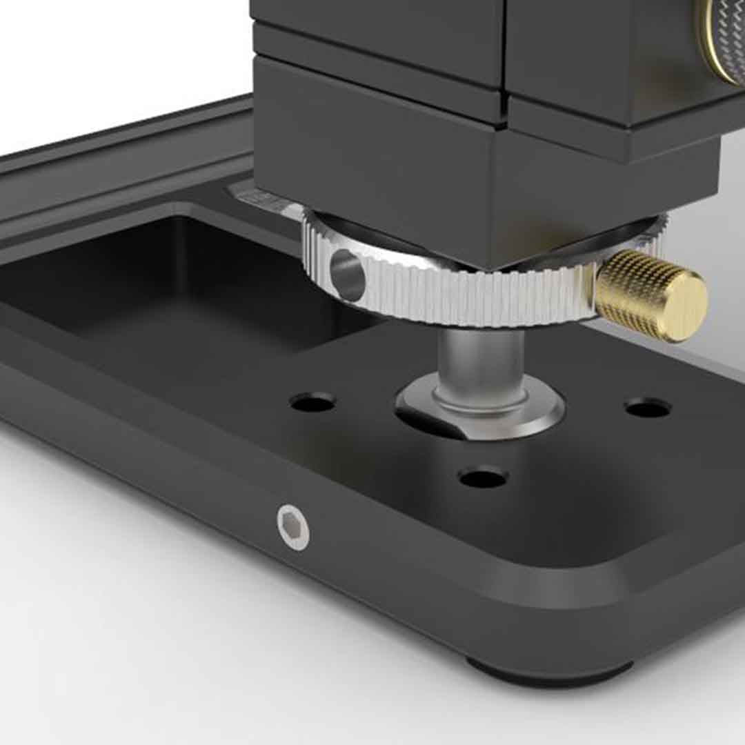 digital render of metmo desktop workstation with metal ball jointed attached