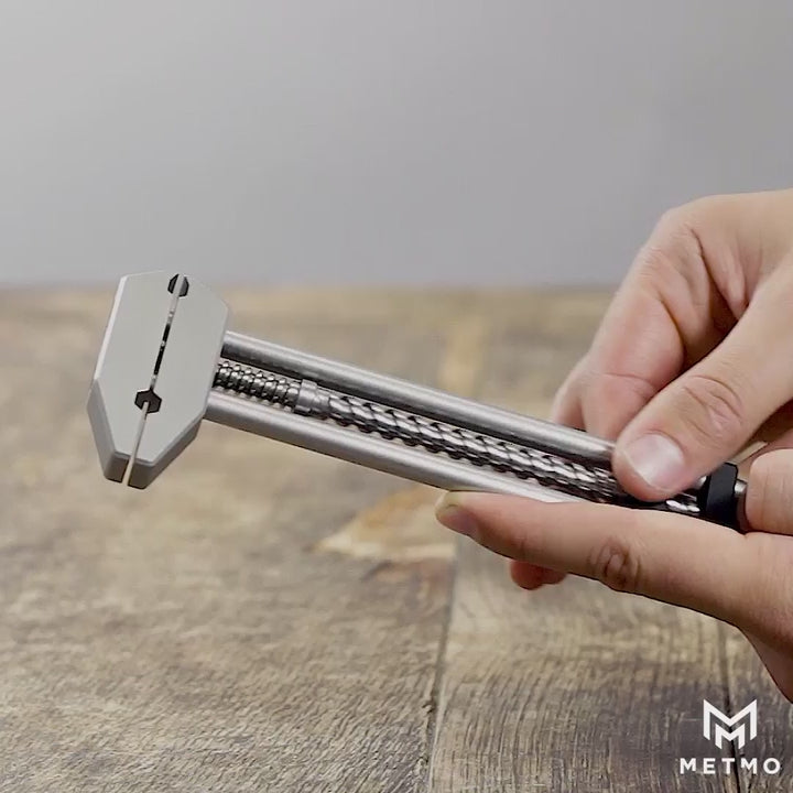 Load video: metmo grip adjustable wrench - hand moving the black slider of the grip up and down to open and close the jaws